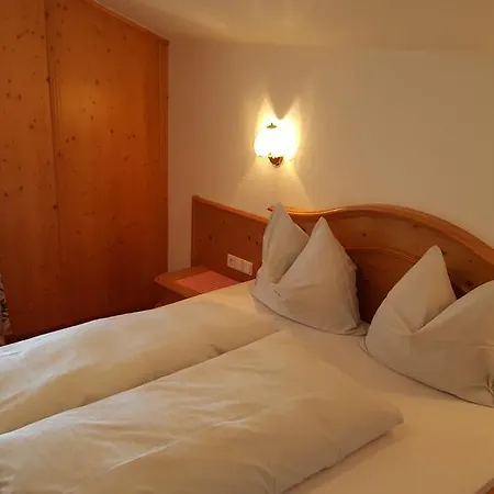 Stanahof Habitación en casa particular